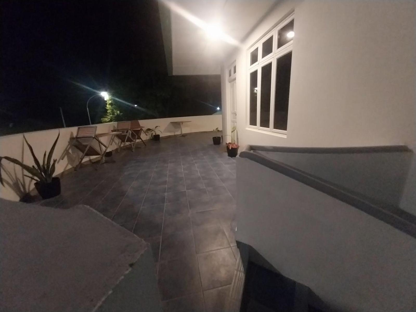 Clove Beach Addu City Exterior photo